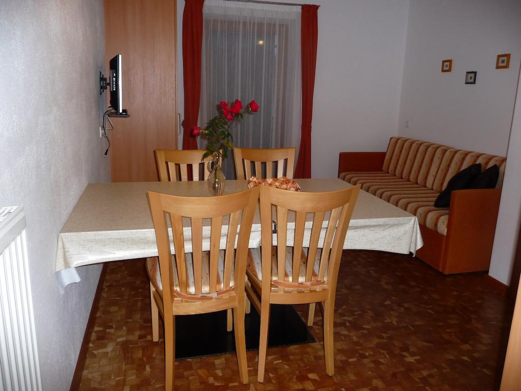 Apartments Ferdigg San Lorenzo di Sebato Exteriör bild